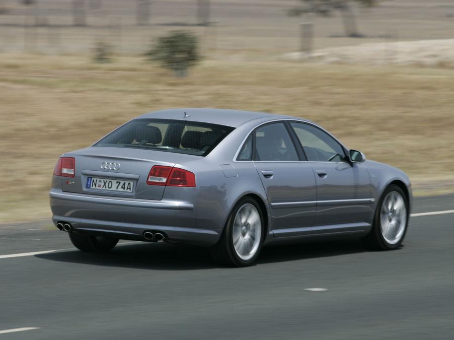 Audi S8 (D3) 2006 года  (AU) (фото 10 из 12)